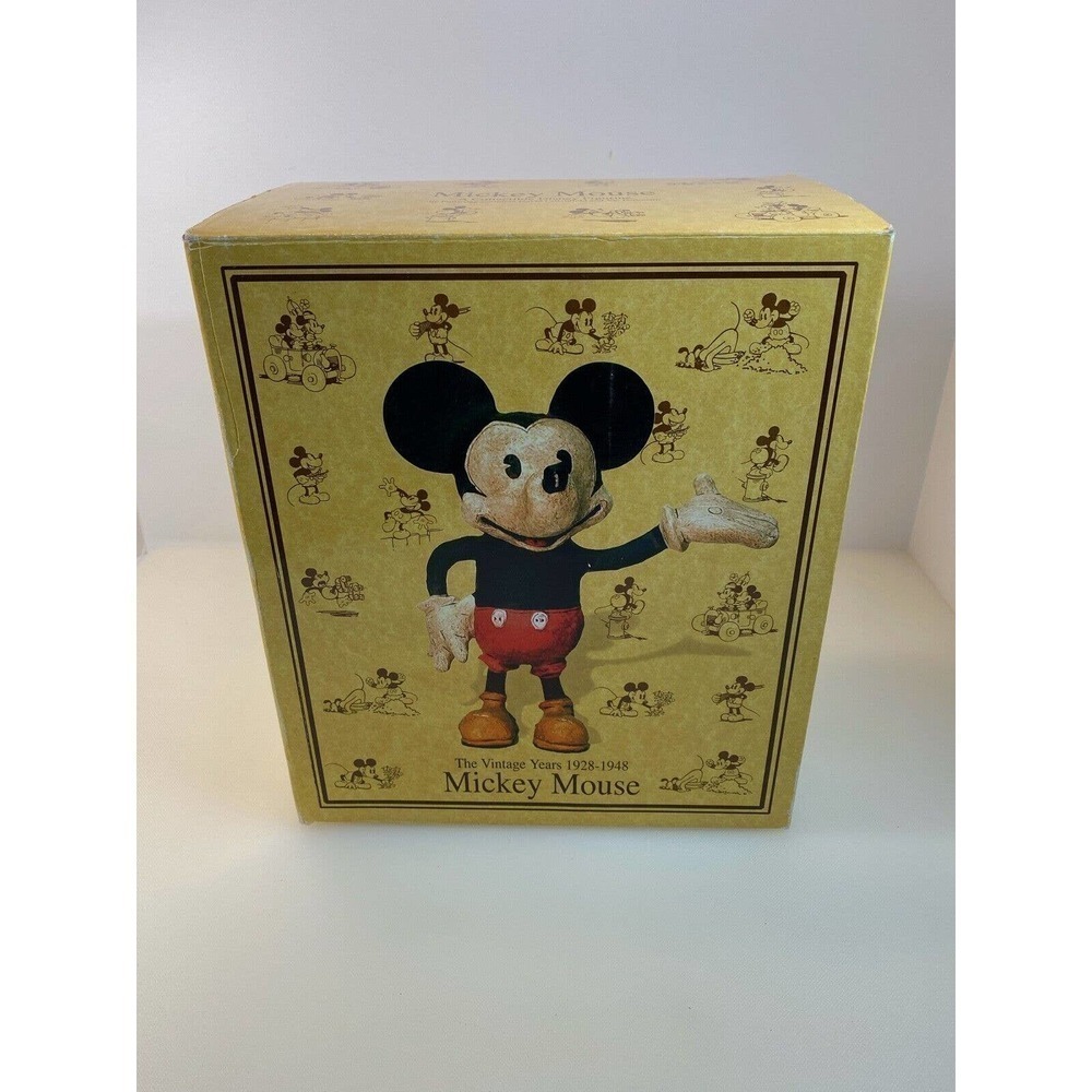 Walt Disney Mickey Mouse Figurine Poliwoggs. The Vintage years 1928-1948.